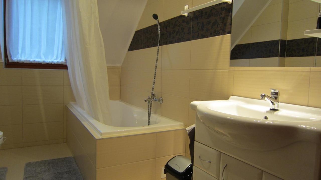 Appartment Kastelo Victoria Zalacsány Dış mekan fotoğraf